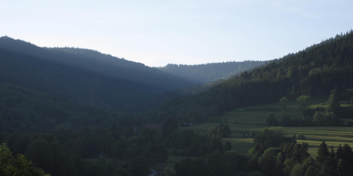 Montagnes Vosgiennes au lever du soleil